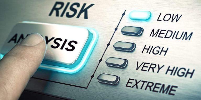 مقایسه ریسک بازار ایران و جهانی